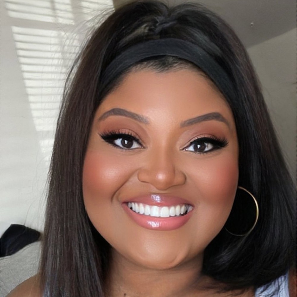 Meet your Posher, Erika